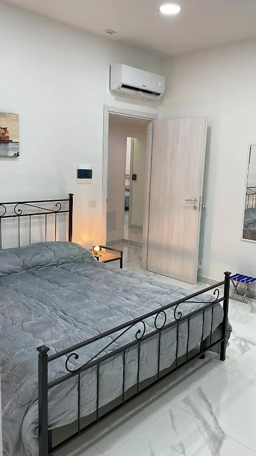 Lumacors House Bed & Breakfast Naples