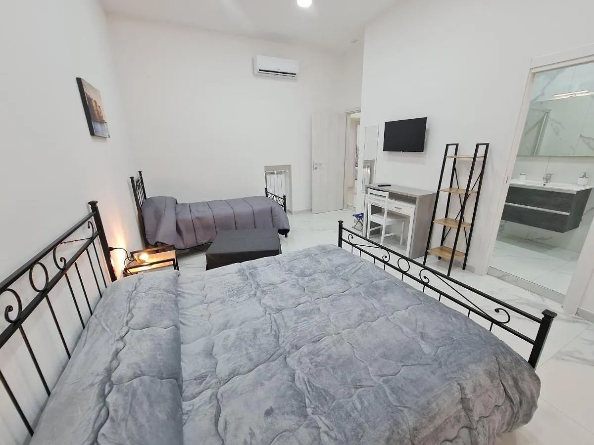 Lumacors House Bed & Breakfast Naples