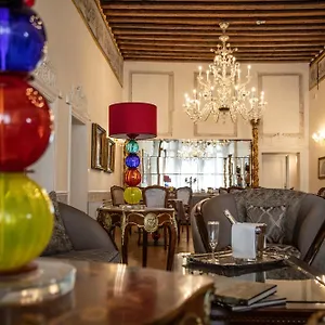 palazzo-dei-mori.hotelslidodijesolo.com/