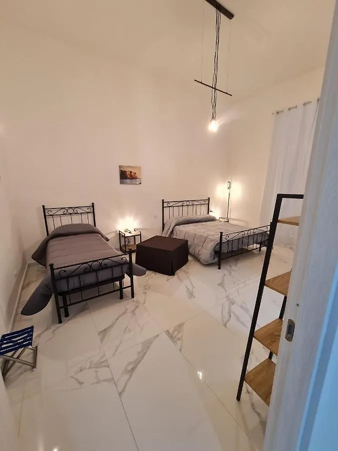 Bed and Breakfast Lumacors House Napoli