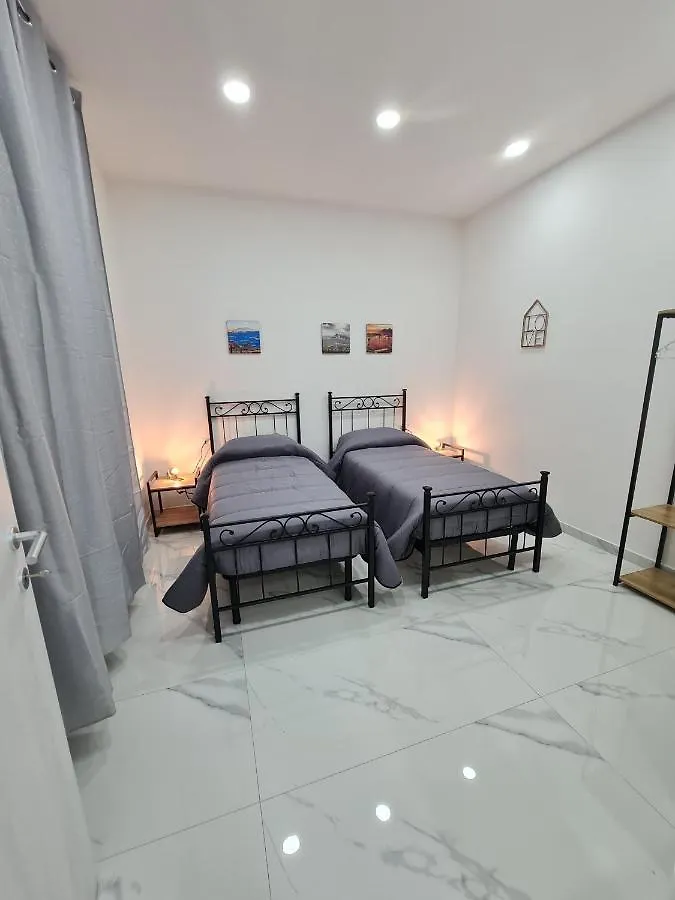 Bed and Breakfast Lumacors House Napoli Italia