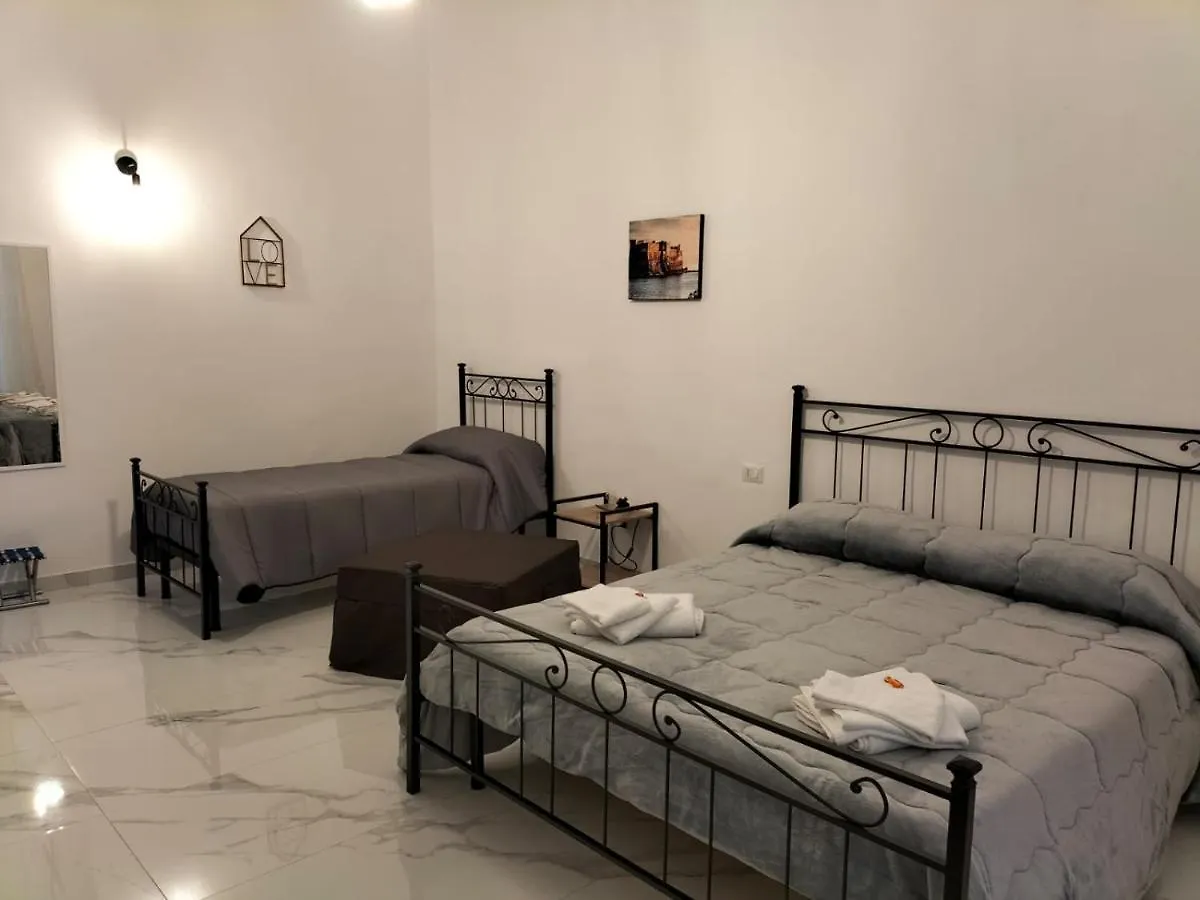 Bed and Breakfast Lumacors House Napoli Bed & Breakfast